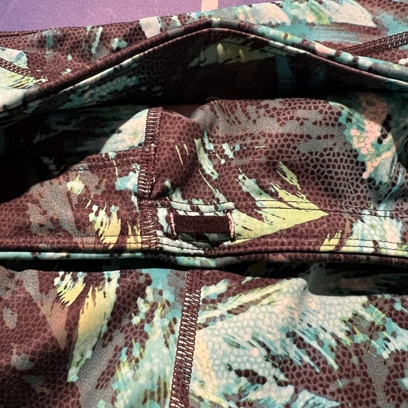 Athleta Napali Mesh Sonar Capri Leggings Floral Tropical Women's Small - Picture 6 of 7